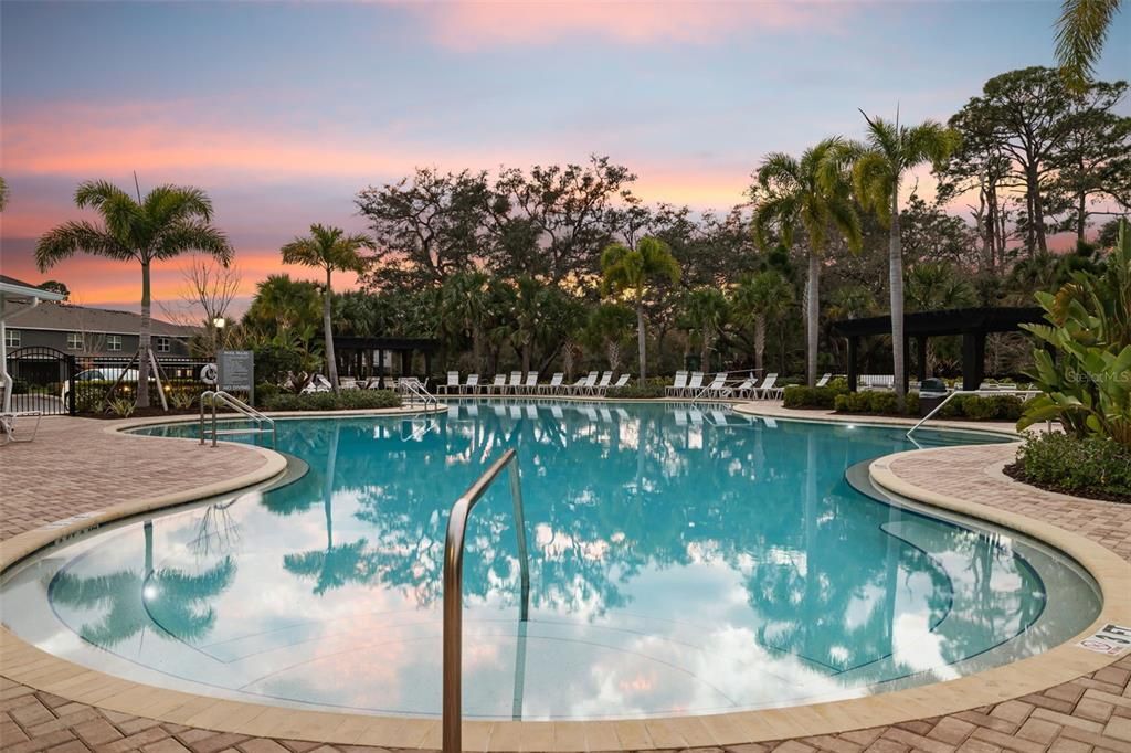 待售: $342,500 (3 贝兹, 2 浴室, 1725 平方英尺)