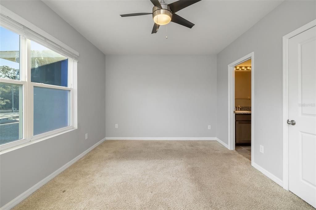 待售: $342,500 (3 贝兹, 2 浴室, 1725 平方英尺)