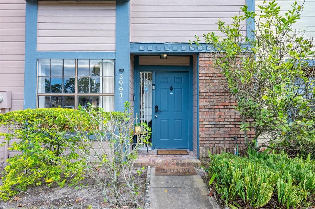 For Sale: $240,000 (2 beds, 1 baths, 1062 Square Feet)