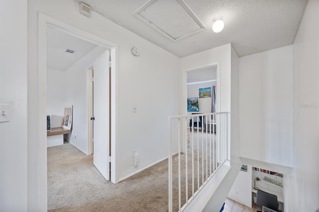 For Sale: $240,000 (2 beds, 1 baths, 1062 Square Feet)