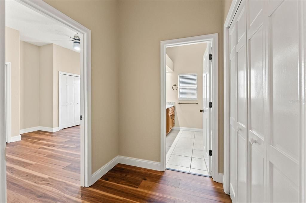 For Sale: $559,000 (3 beds, 3 baths, 2760 Square Feet)