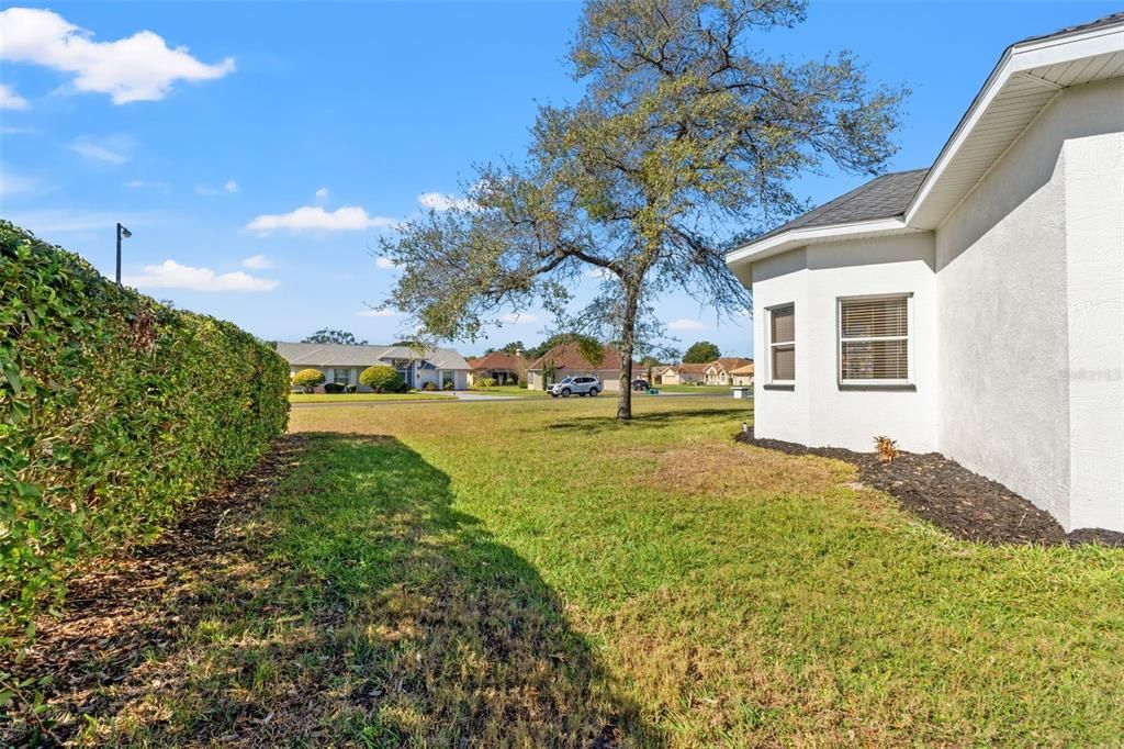 For Sale: $559,000 (3 beds, 3 baths, 2760 Square Feet)