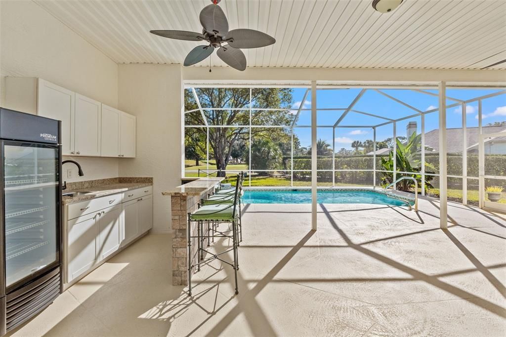 For Sale: $559,000 (3 beds, 3 baths, 2760 Square Feet)