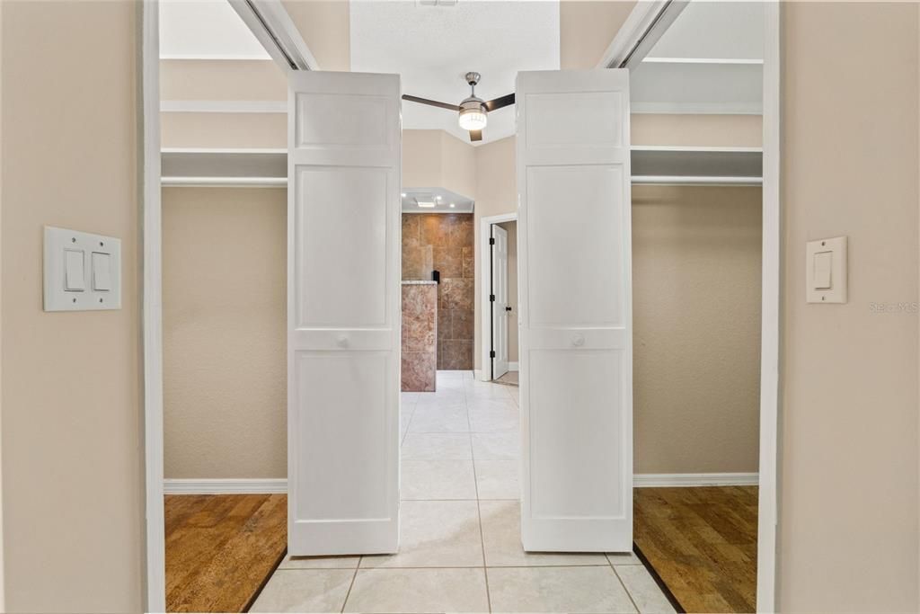 For Sale: $559,000 (3 beds, 3 baths, 2760 Square Feet)