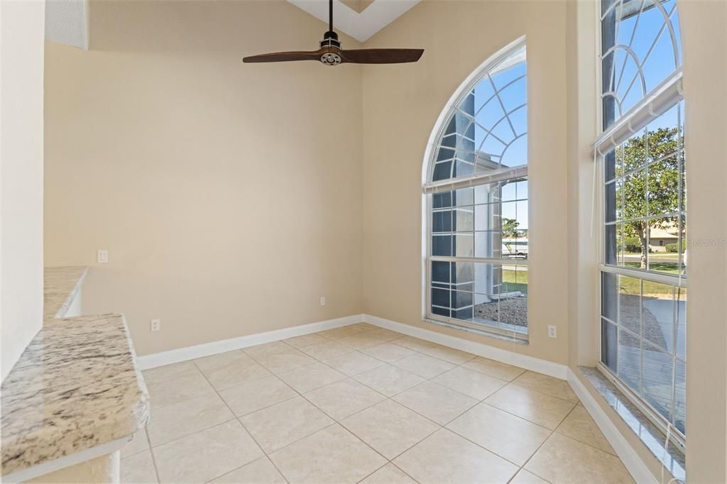 For Sale: $559,000 (3 beds, 3 baths, 2760 Square Feet)