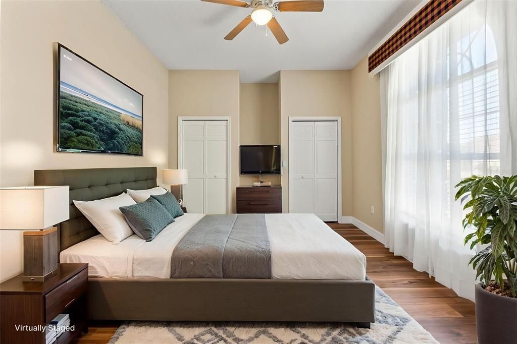 For Sale: $559,000 (3 beds, 3 baths, 2760 Square Feet)