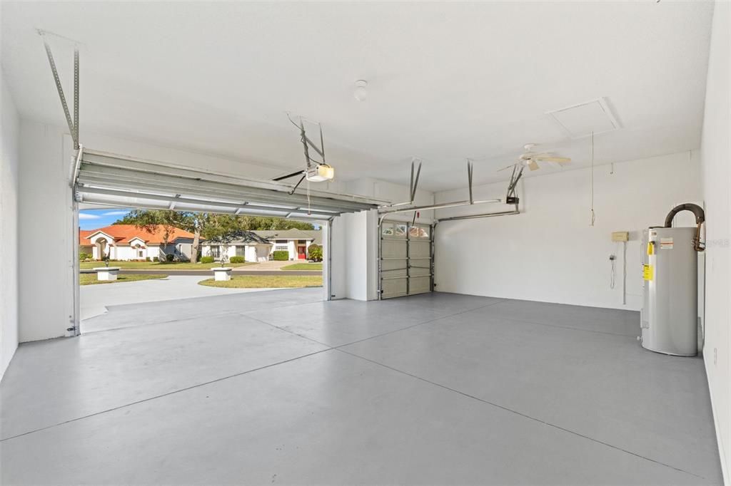 For Sale: $559,000 (3 beds, 3 baths, 2760 Square Feet)