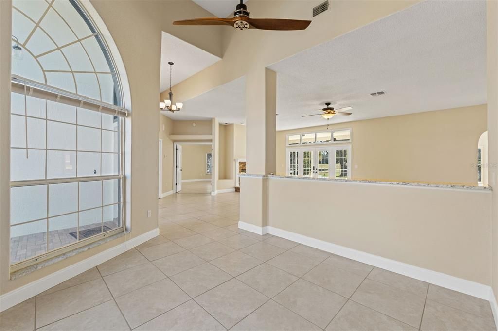 For Sale: $559,000 (3 beds, 3 baths, 2760 Square Feet)