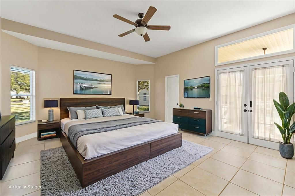 For Sale: $559,000 (3 beds, 3 baths, 2760 Square Feet)