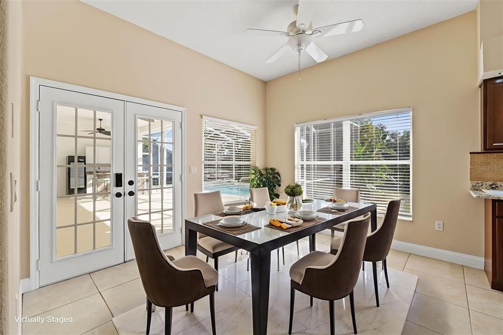 For Sale: $559,000 (3 beds, 3 baths, 2760 Square Feet)