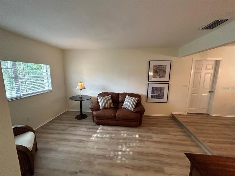 For Rent: $2,800 (3 beds, 2 baths, 1738 Square Feet)