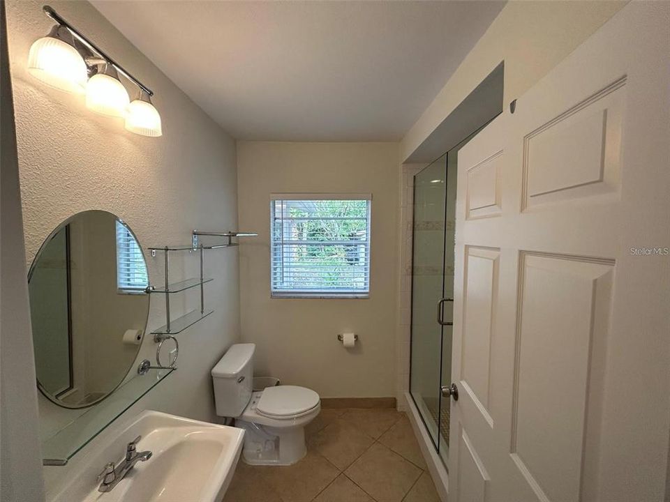 For Rent: $2,800 (3 beds, 2 baths, 1738 Square Feet)