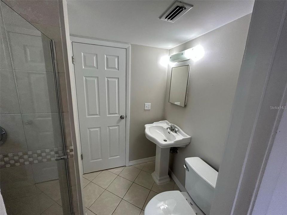 For Rent: $2,800 (3 beds, 2 baths, 1738 Square Feet)