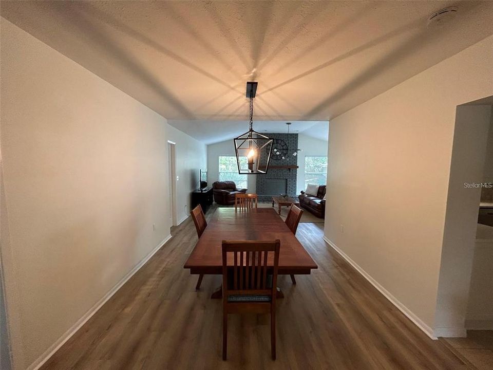 For Rent: $2,800 (3 beds, 2 baths, 1738 Square Feet)