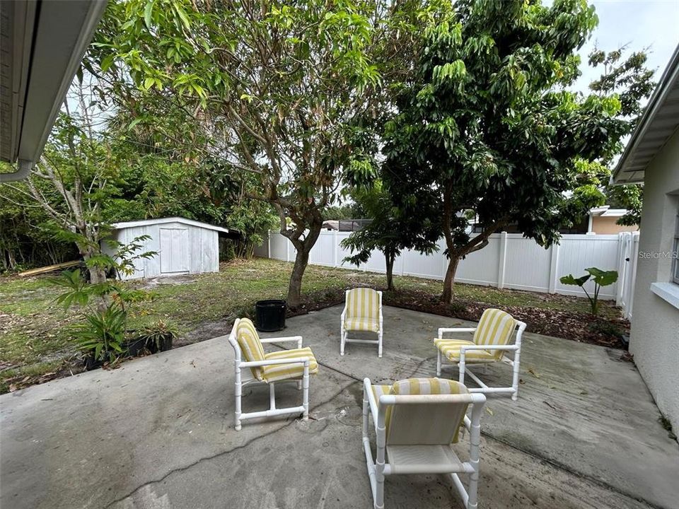 For Rent: $2,800 (3 beds, 2 baths, 1738 Square Feet)