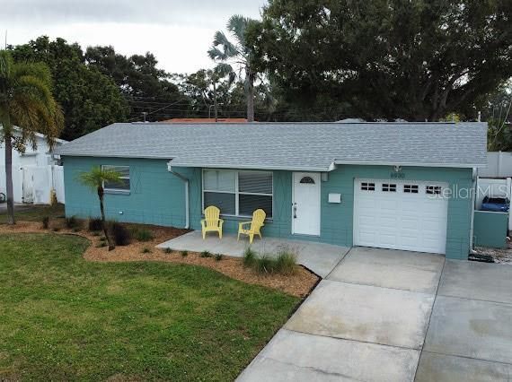 На продажу: $380,000 (2 спален, 1 ванн, 1014 Квадратных фут)