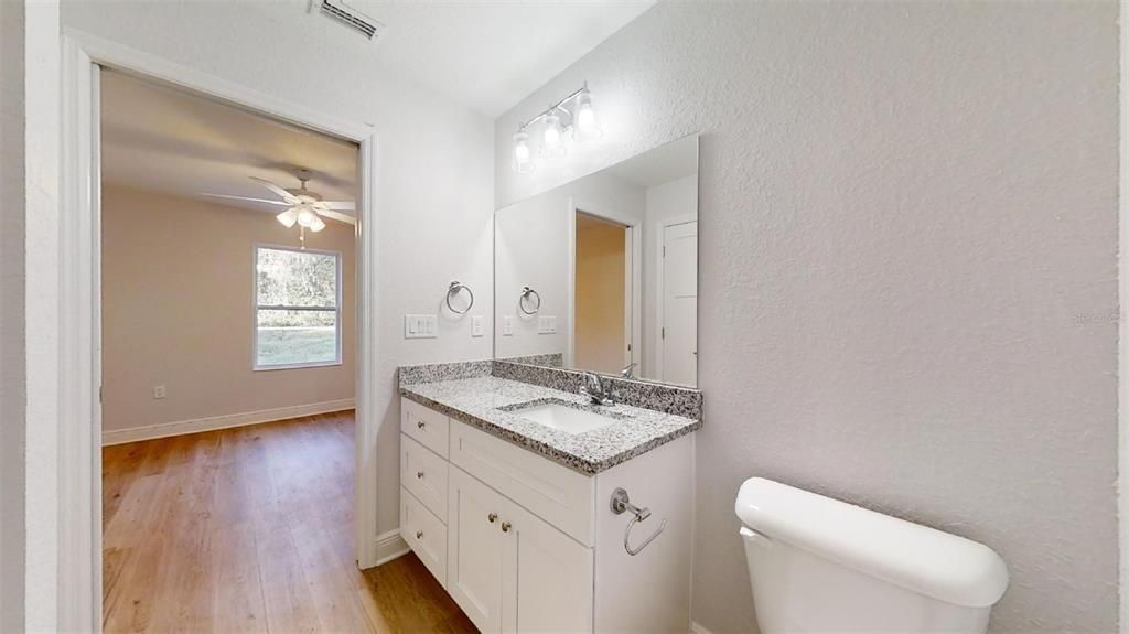 For Sale: $209,995 (3 beds, 2 baths, 1003 Square Feet)