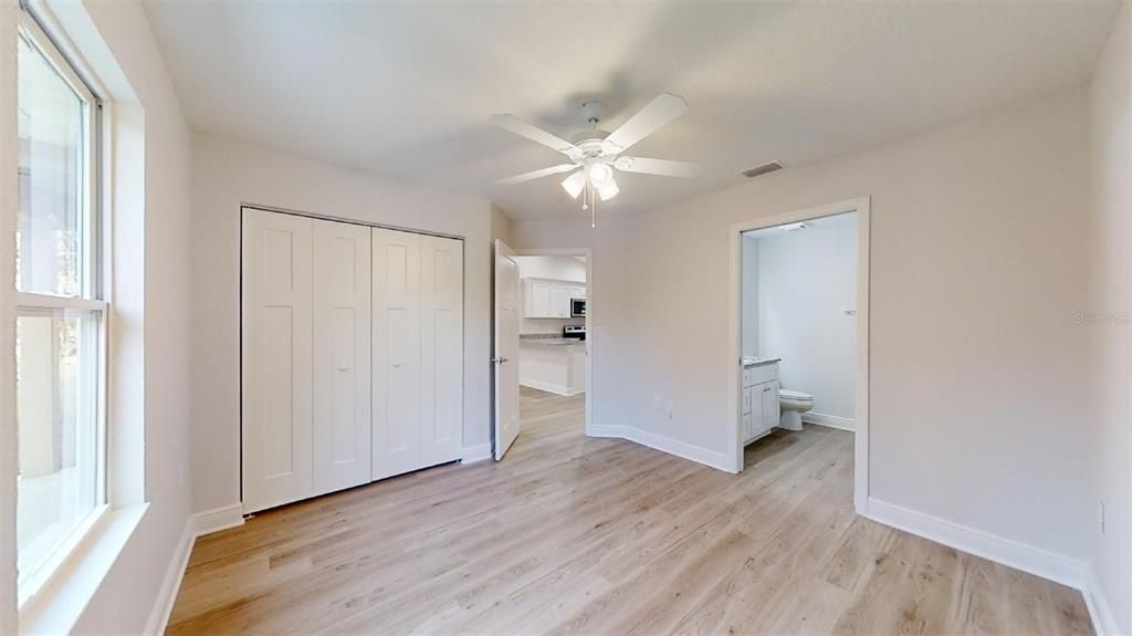 For Sale: $209,995 (3 beds, 2 baths, 1003 Square Feet)