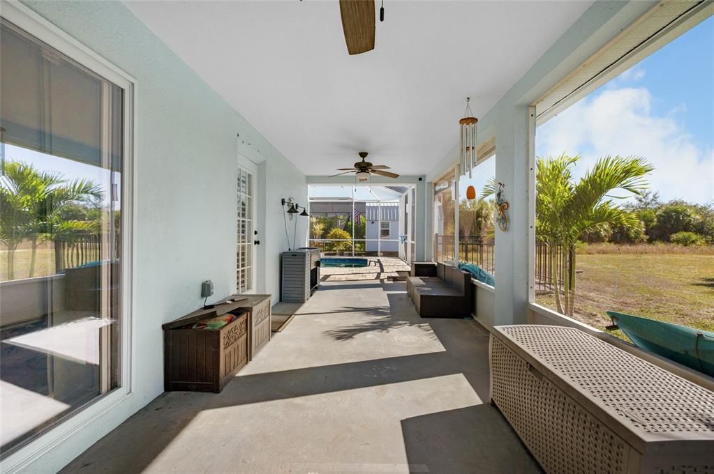 For Sale: $465,000 (4 beds, 2 baths, 2176 Square Feet)