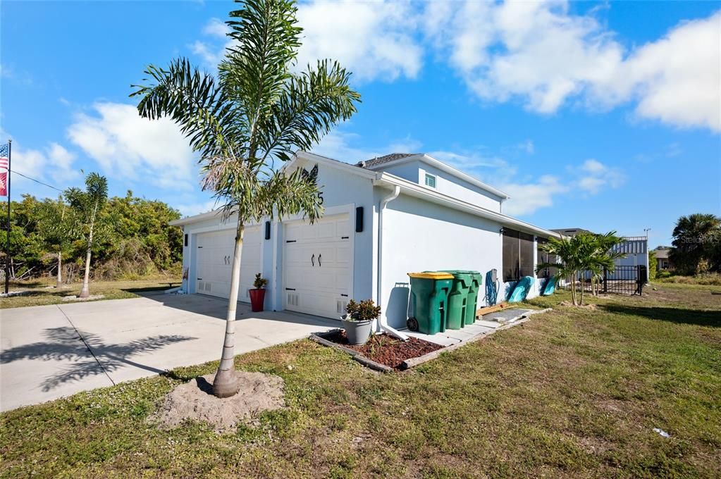 For Sale: $465,000 (4 beds, 2 baths, 2176 Square Feet)