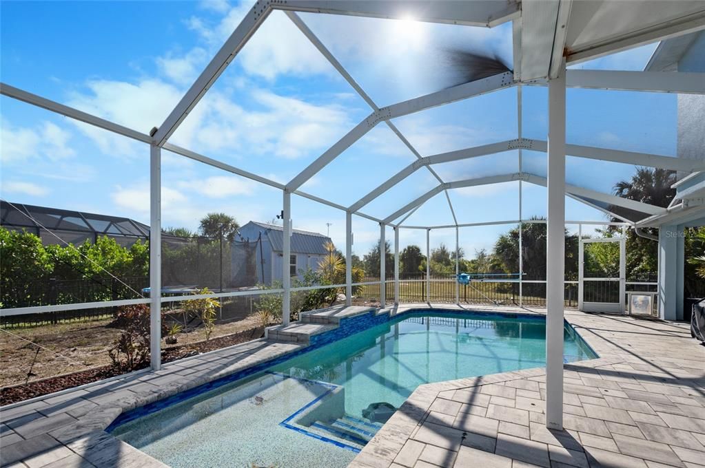 For Sale: $465,000 (4 beds, 2 baths, 2176 Square Feet)