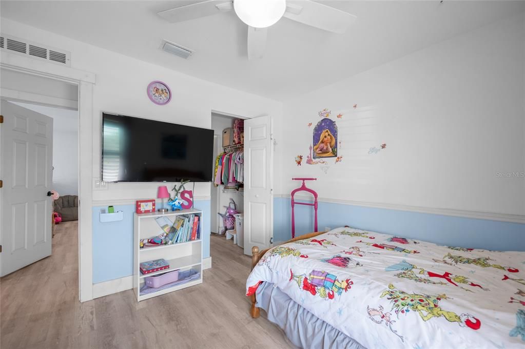 For Sale: $465,000 (4 beds, 2 baths, 2176 Square Feet)