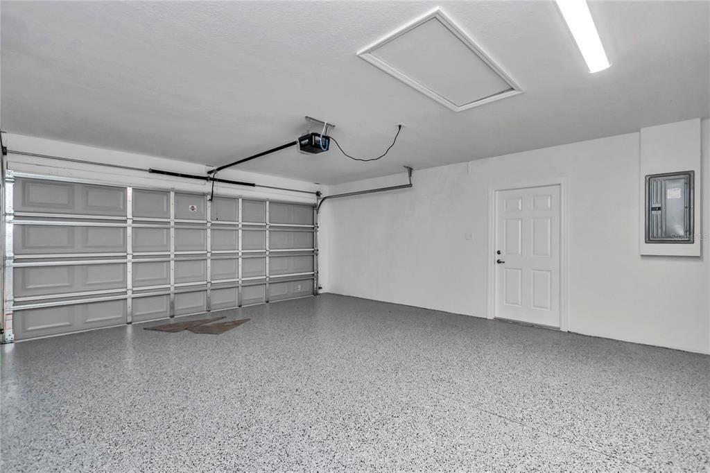 For Sale: $310,000 (3 beds, 2 baths, 1681 Square Feet)