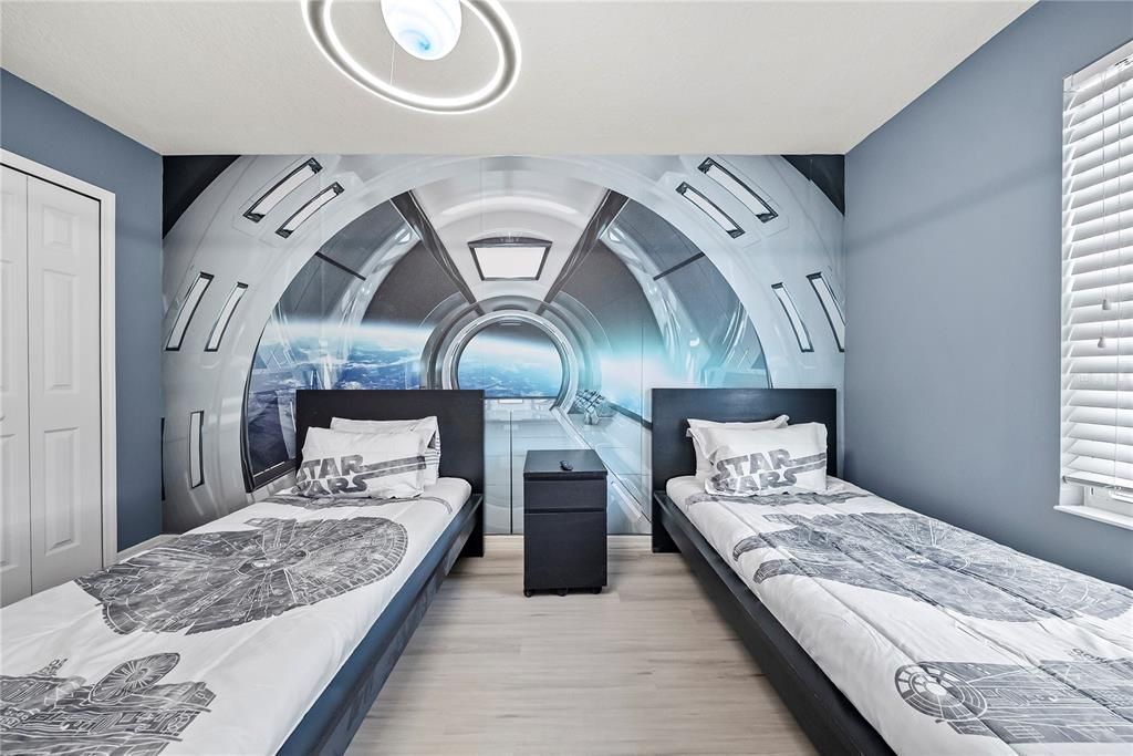 For Sale: $659,900 (8 beds, 5 baths, 3648 Square Feet)