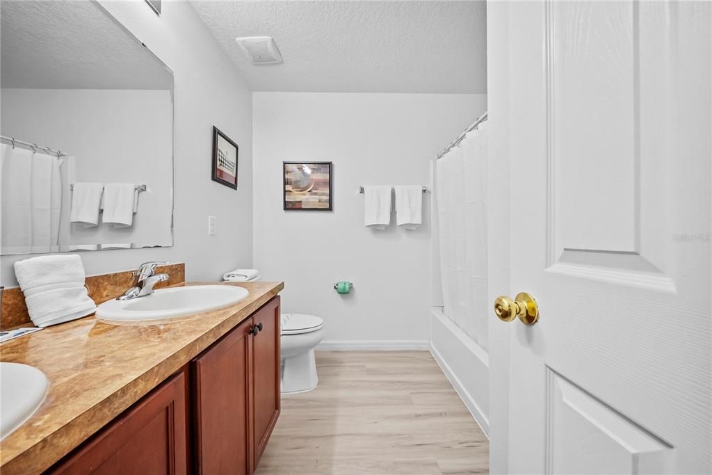 For Sale: $659,900 (8 beds, 5 baths, 3648 Square Feet)