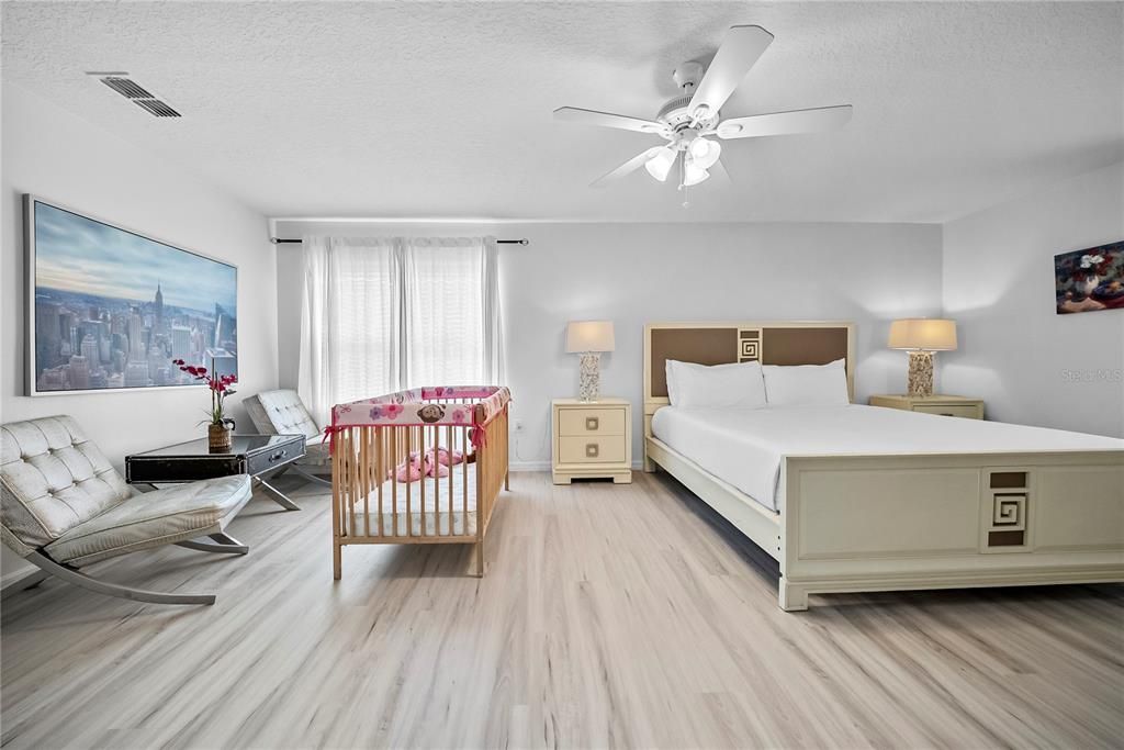 For Sale: $659,900 (8 beds, 5 baths, 3648 Square Feet)