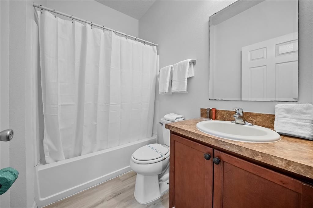 For Sale: $659,900 (8 beds, 5 baths, 3648 Square Feet)