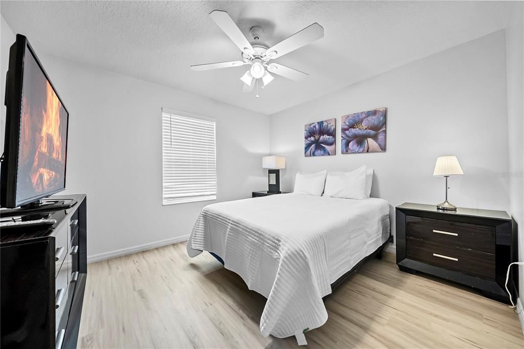 For Sale: $659,900 (8 beds, 5 baths, 3648 Square Feet)