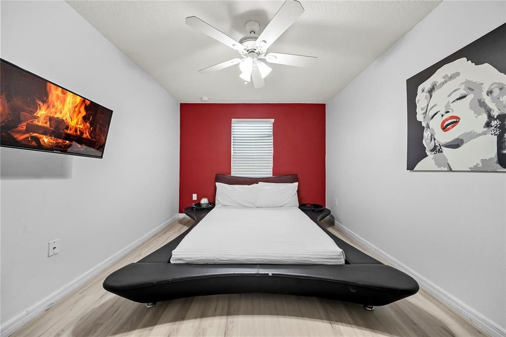 For Sale: $659,900 (8 beds, 5 baths, 3648 Square Feet)