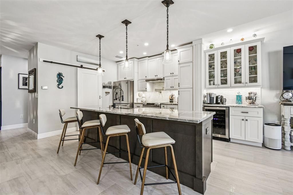 En Venta: $599,990 (4 camas, 4 baños, 3108 Pies cuadrados)