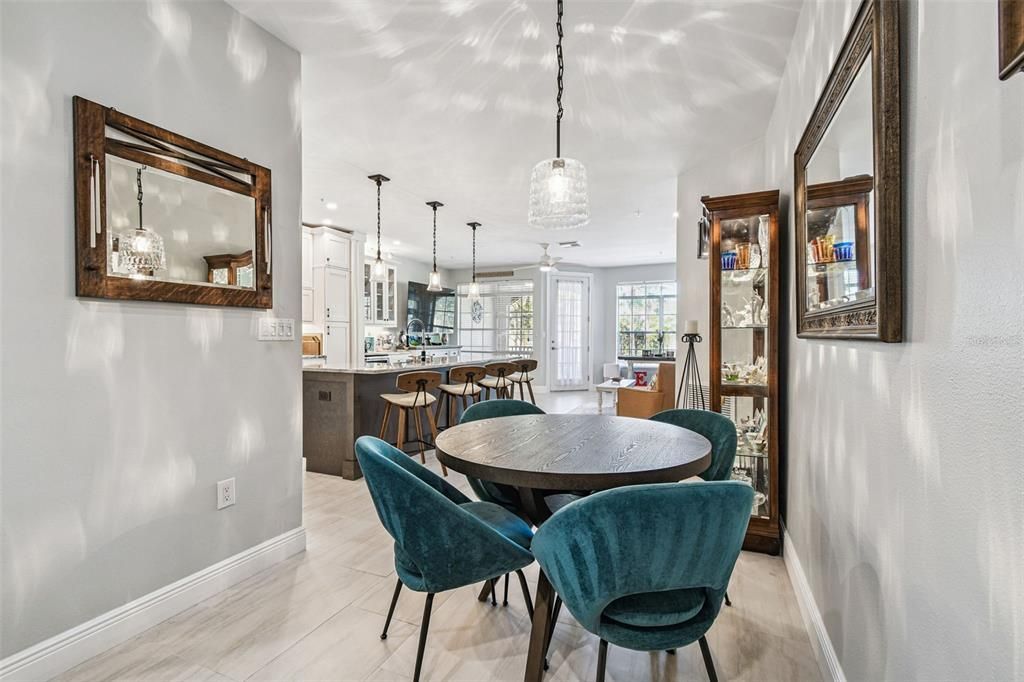 En Venta: $599,990 (4 camas, 4 baños, 3108 Pies cuadrados)