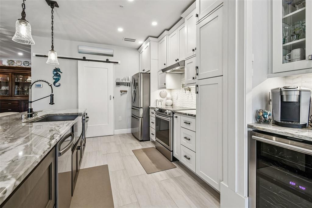 En Venta: $599,990 (4 camas, 4 baños, 3108 Pies cuadrados)