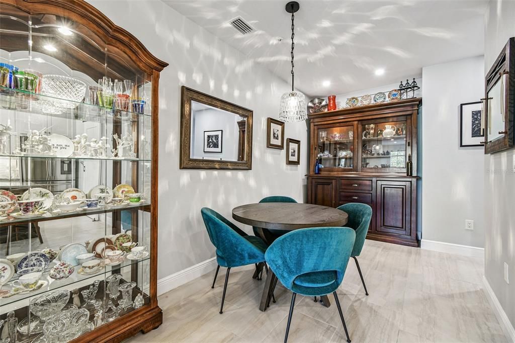 En Venta: $599,990 (4 camas, 4 baños, 3108 Pies cuadrados)