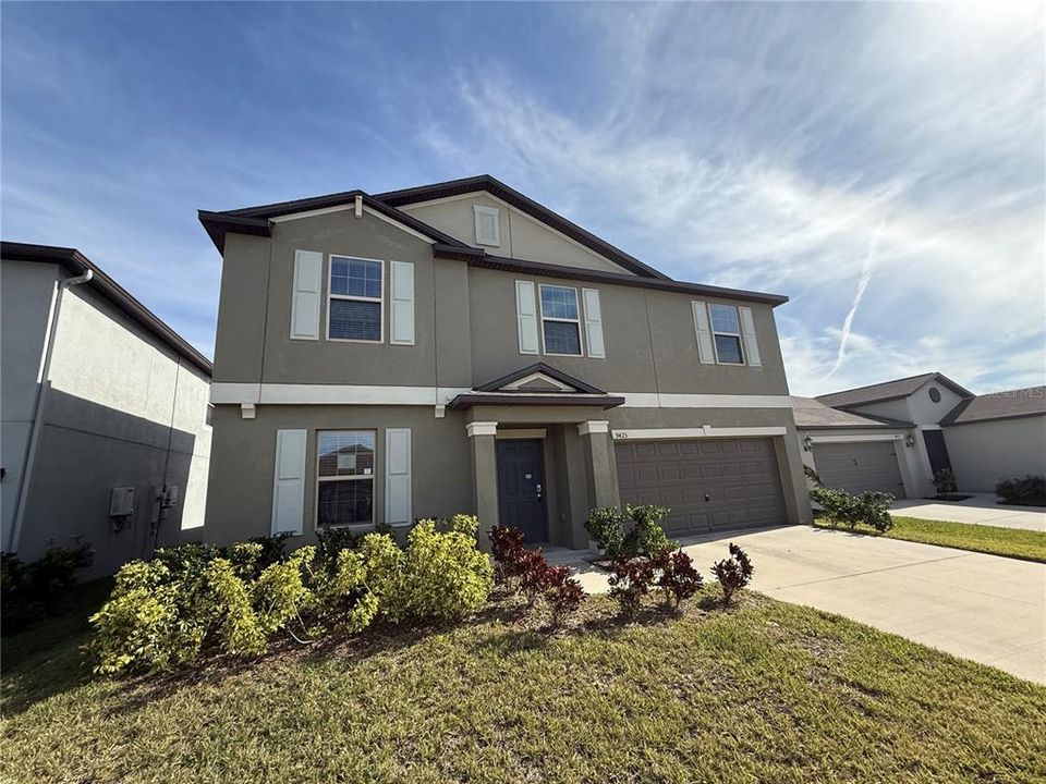 待售: $400,000 (5 贝兹, 2 浴室, 2949 平方英尺)