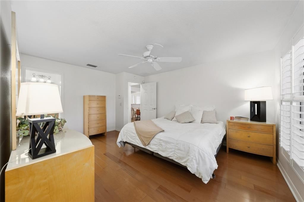 待售: $395,000 (3 贝兹, 2 浴室, 1737 平方英尺)