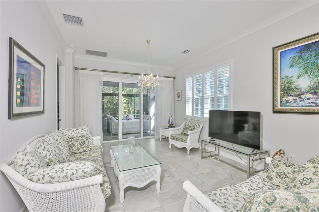 For Sale: $460,000 (2 beds, 2 baths, 1741 Square Feet)