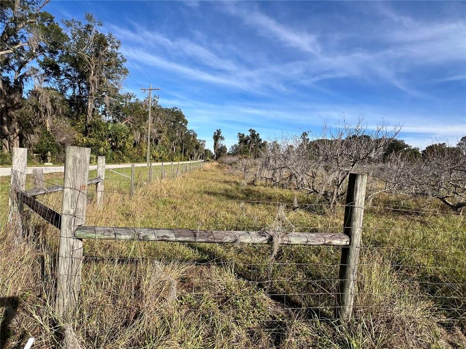 En Venta: $349,000 (5.00 acres)