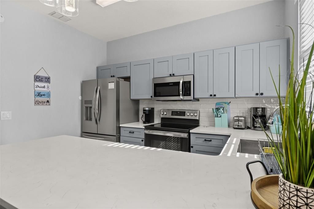 For Sale: $279,000 (4 beds, 3 baths, 1492 Square Feet)