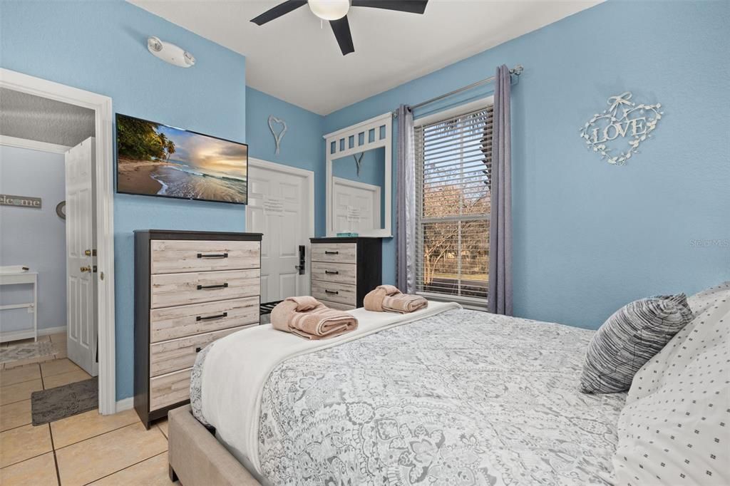 For Sale: $279,000 (4 beds, 3 baths, 1492 Square Feet)