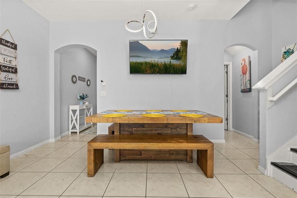 For Sale: $279,000 (4 beds, 3 baths, 1492 Square Feet)