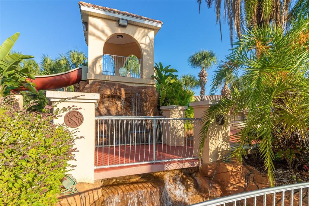 For Sale: $279,000 (4 beds, 3 baths, 1492 Square Feet)