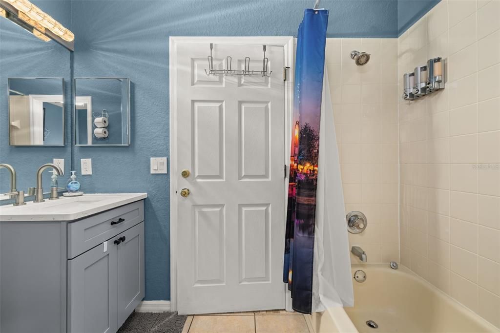 For Sale: $279,000 (4 beds, 3 baths, 1492 Square Feet)