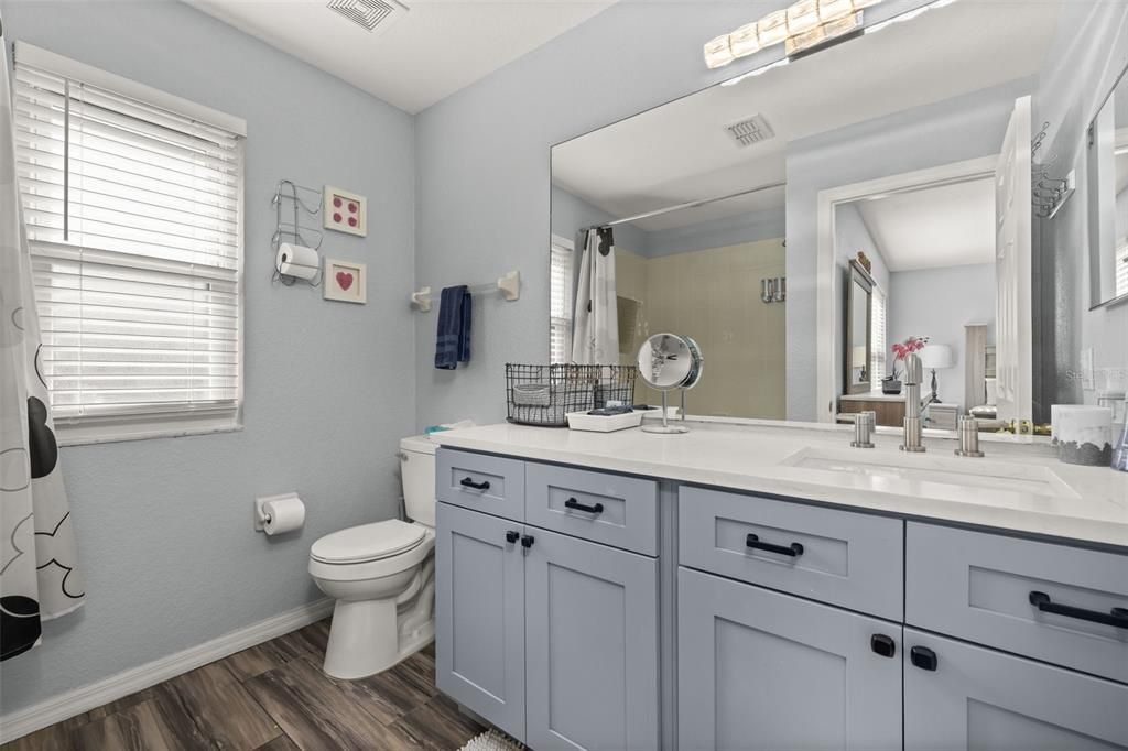 For Sale: $279,000 (4 beds, 3 baths, 1492 Square Feet)