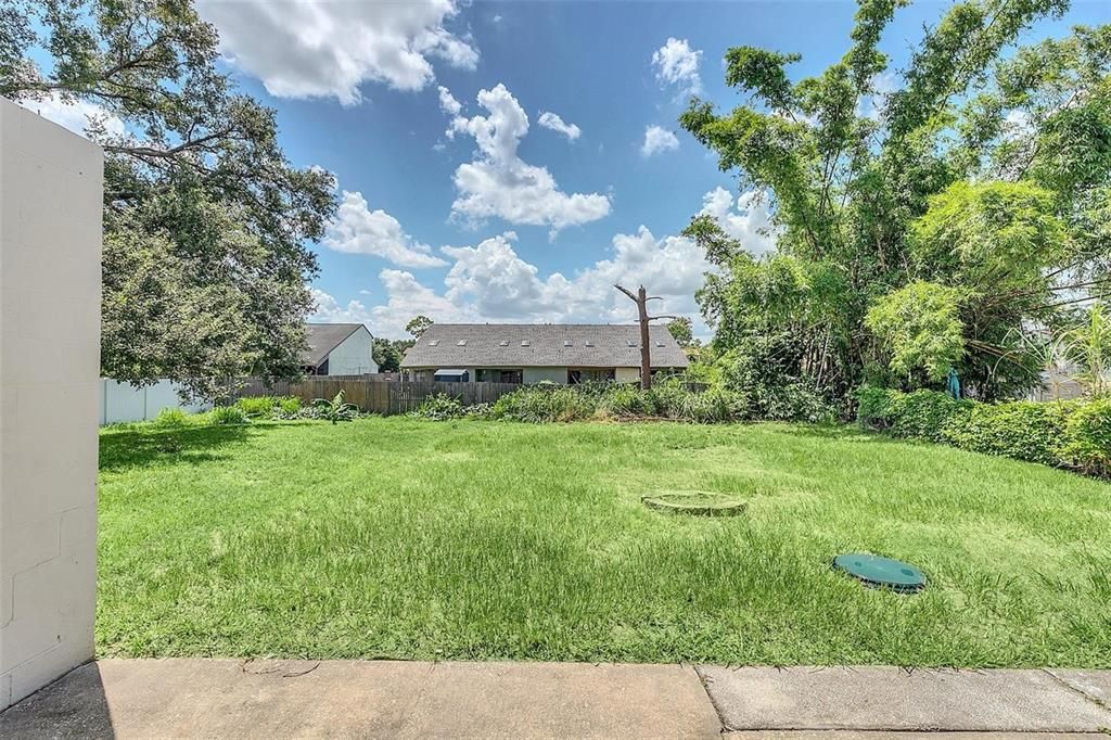 For Rent: $1,600 (2 beds, 2 baths, 837 Square Feet)