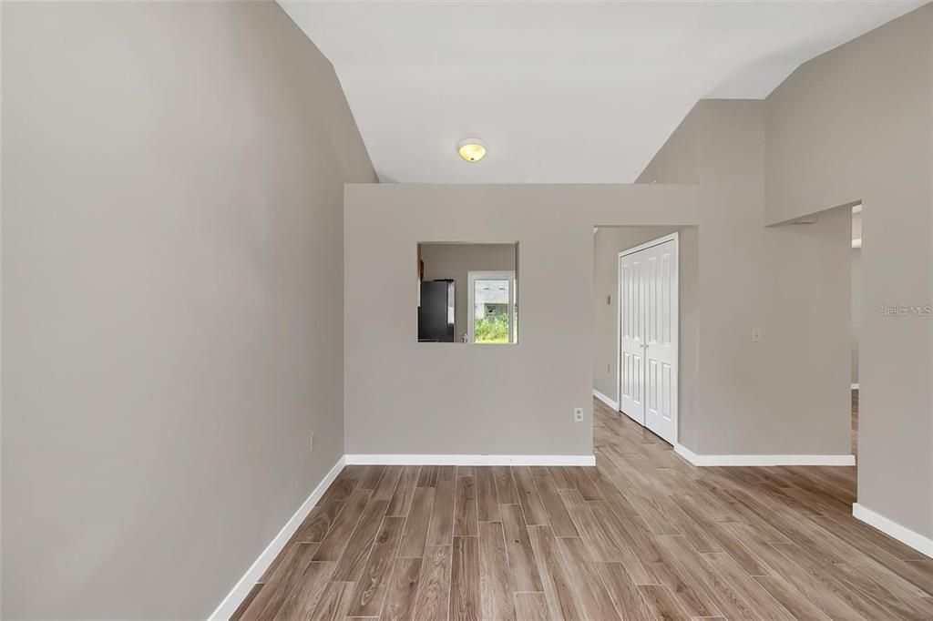 For Rent: $1,600 (2 beds, 2 baths, 837 Square Feet)