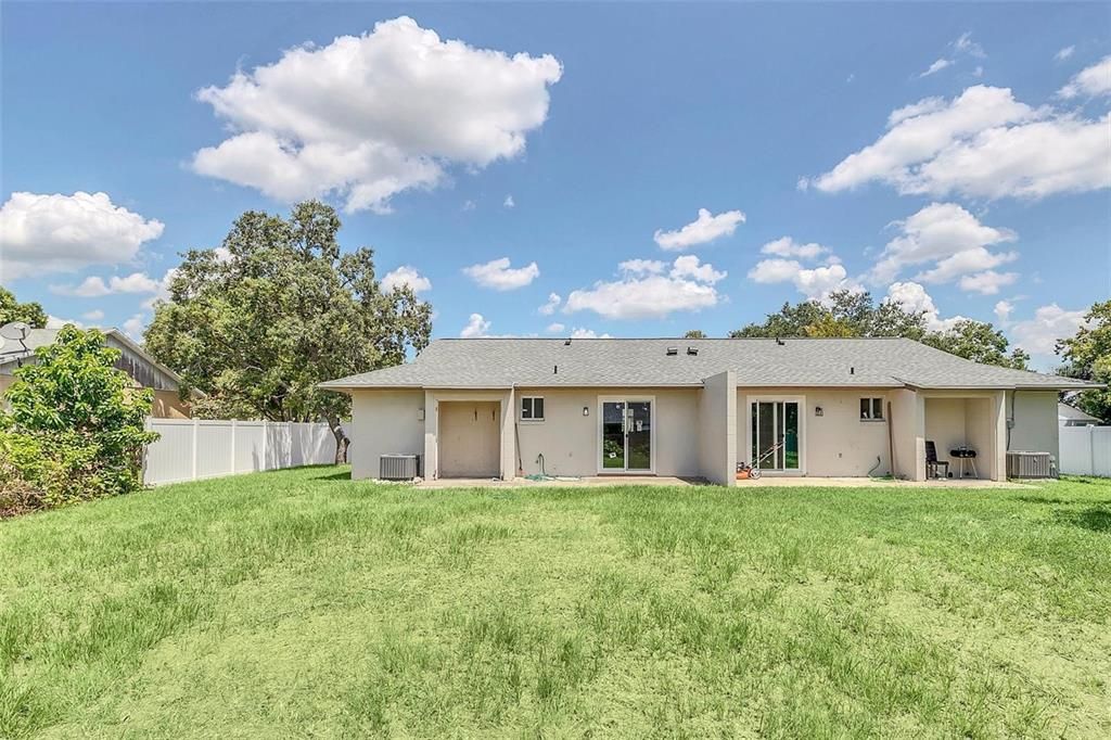 For Rent: $1,600 (2 beds, 2 baths, 837 Square Feet)